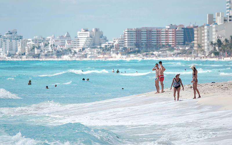 01 Playa Marlin