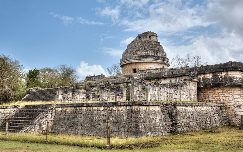Observatorio de Chichén Itzá utilizado por los mayas para estudiar astronomía